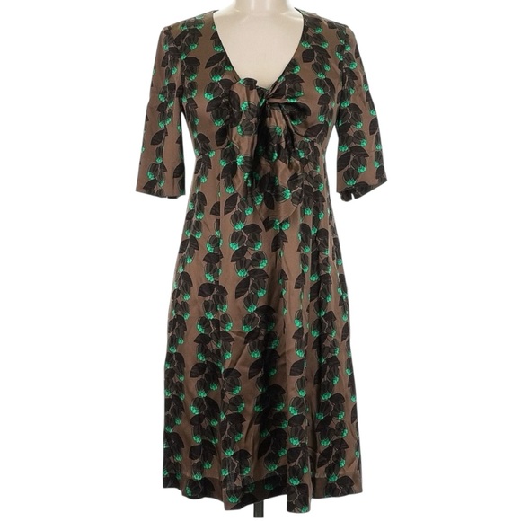 Orla Kiely Dresses & Skirts - Orla Kiely Silk Print Midi Dress Elbow Sleeve Like New
Irish Vintage Vibe Small